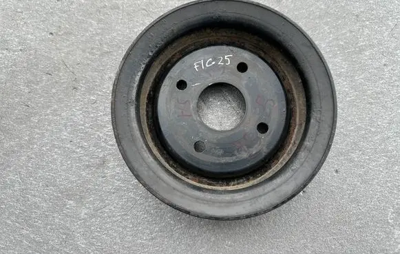 Nissan Patrol Y60 Water pump pulley 2105122J01