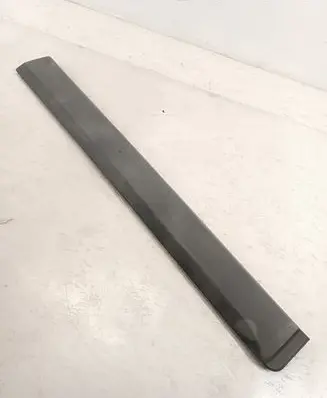 Opel Antara Front door trim (molding) 96660214
