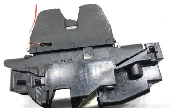 Peugeot 508 Tailgate exterior lock 9671153580