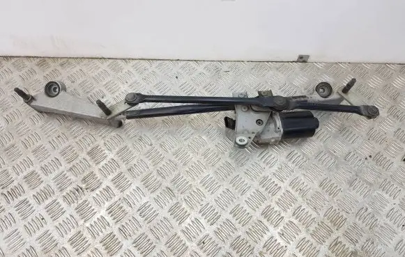 Infiniti Q30 Front wiper linkage A1769061800 W000027118