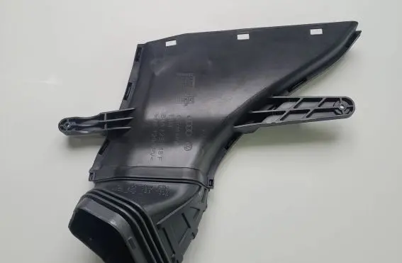 Audi A5 8T 8F Air intake duct part 8K0129618F