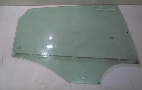 Volkswagen Cross Polo Rear door window glass 6r6845206