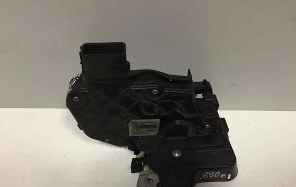 Ford S-MAX Front door lock 8M2AR21813CA
