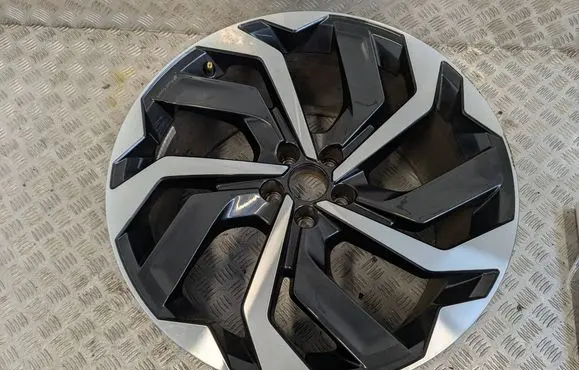Audi e-tron R21 alloy rim 4KE601025A