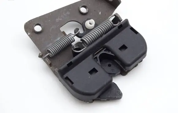 BMW 3 E90 E91 Seat back rest lock catch 7112863
