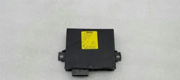 Mercedes-Benz S W220 Light module LCM A2208203026