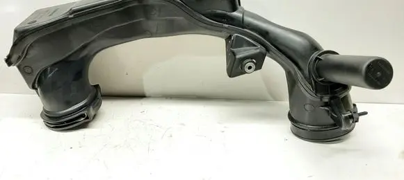 Intake resonator