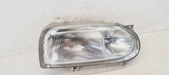 Volkswagen Golf III Headlight/headlamp 205017B
