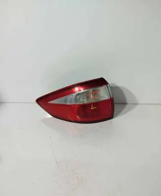 Ford Grand C-MAX Rear/tail lights