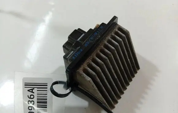 Mazda Premacy Heater blower motor/fan resistor 