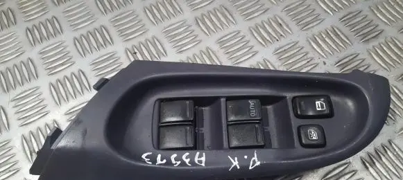 Nissan Almera N16 Electric window control switch 80961BM510 PP-T15