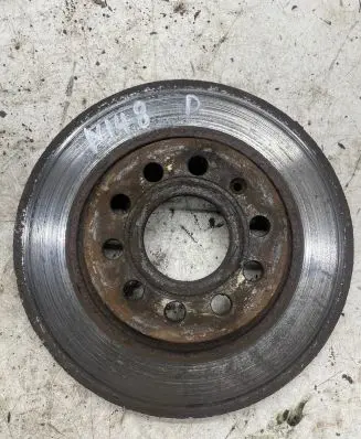 Skoda Octavia Mk2 (1Z) Front brake disc