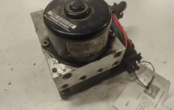 Volvo S60 ABS Pump P08671225 124622 10020403674