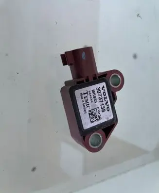 Volvo V50 Airbag deployment crash/impact sensor 30737138