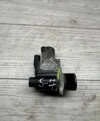 Volkswagen Caddy EGR valve 03G131502