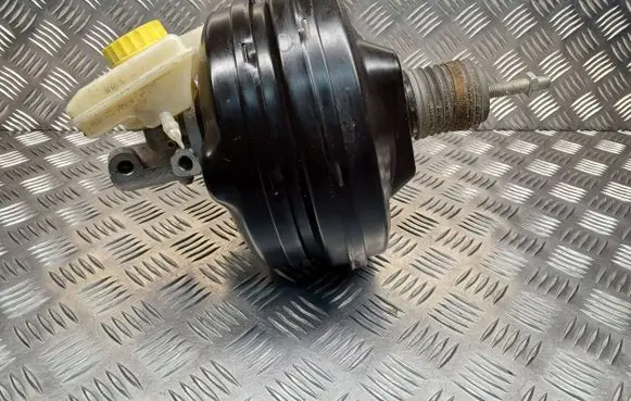 Audi A6 S6 C6 4F Brake booster 4F0612105G 8E0611301G