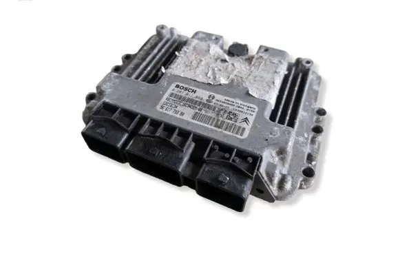 Citroen C4 I Engine control unit/module 9661773380