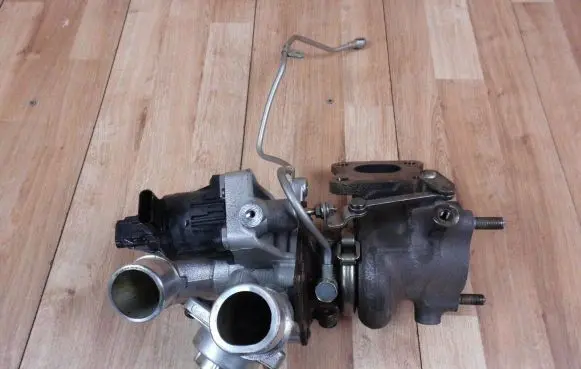 Mitsubishi Eclipse Cross Turbo 1515A431