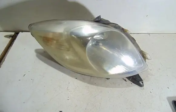 Toyota Yaris Headlight/headlamp 81150-0D120
