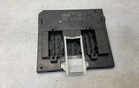 Skoda Octavia Mk3 (5E) Comfort/convenience module 5Q0937084DG