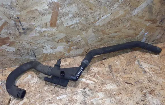Volkswagen Crafter Engine coolant pipe/hose 076121085A
