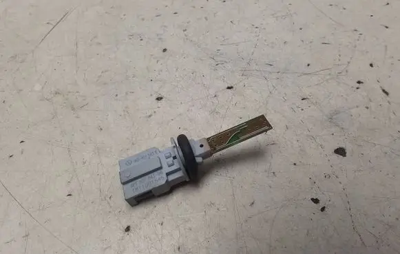 Volkswagen Golf VI Interior temperature sensor 1K0907543E