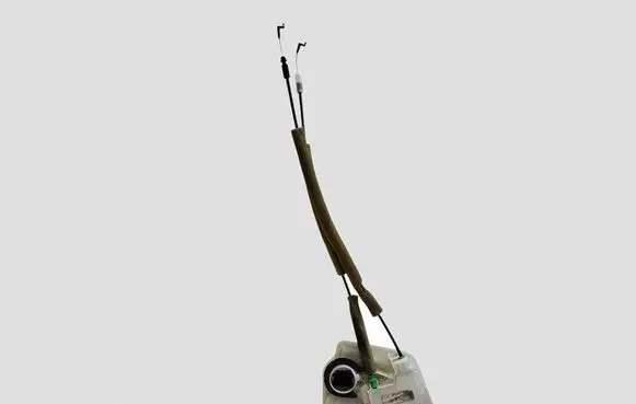 Mazda 3 II Rear door lock F97G16L1
