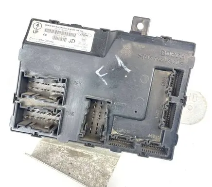 Ford Fiesta Central body control module DN1T15K600JD 1865531