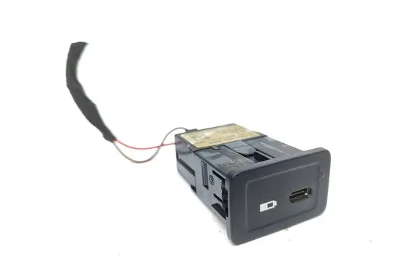 USB socket connector