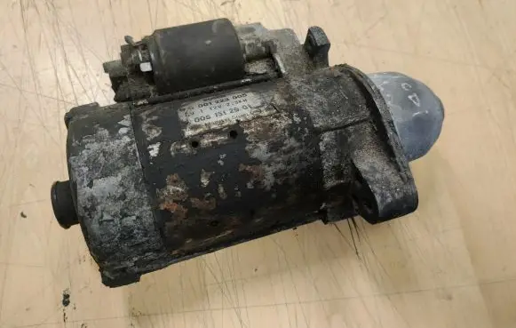 Mercedes-Benz ML W163 Starter motor 0001223005 0051512901