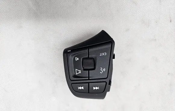 Volvo S60 Steering wheel buttons/switches SPEED31318643 31318643