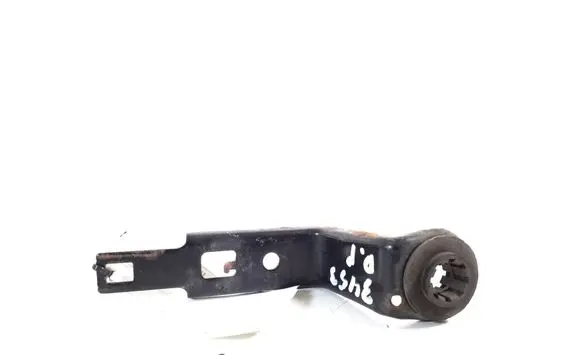 Toyota Prius+ (ZVW40) Radiator mount bracket 16533-28051