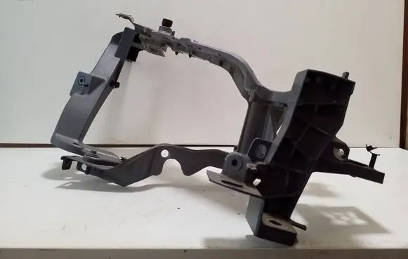 Polestar 2 Headlight/headlamp mounting bracket 31688287 31689582 31688245
