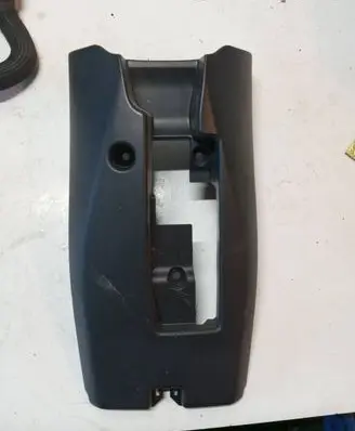 Volvo V40 Steering wheel column trim 1303815