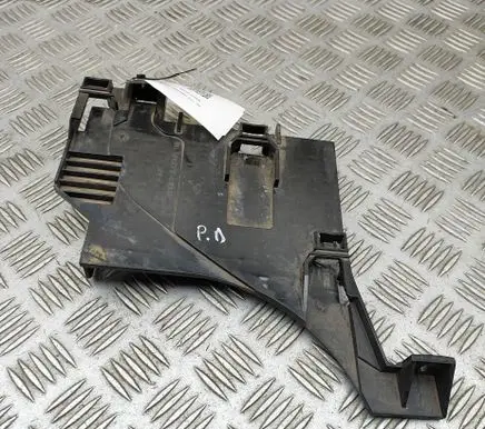 Land Rover Range Rover Evoque L538 Headlight/headlamp mounting bracket VPCCFX13D084A