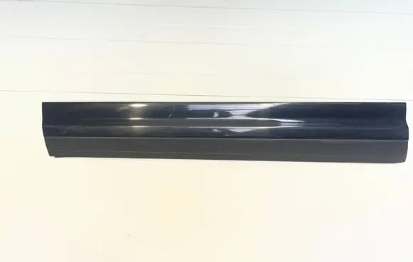 Porsche Cayenne (92A) Front door trim (molding) 7P5837787S