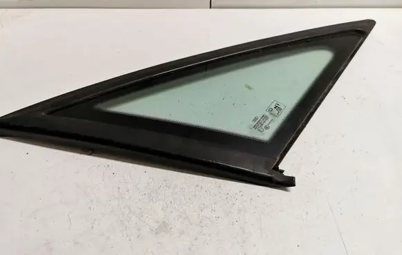 Audi A6 C7 Rear side window