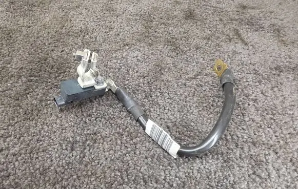 Skoda Kamiq Negative earth cable (battery) 2Q0915181B