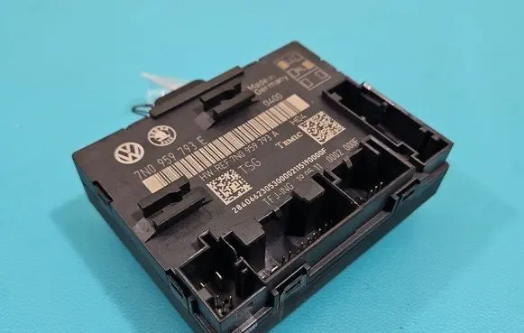Seat Alhambra (Mk2) Central body control module 7N0959793E IMPRK1435640