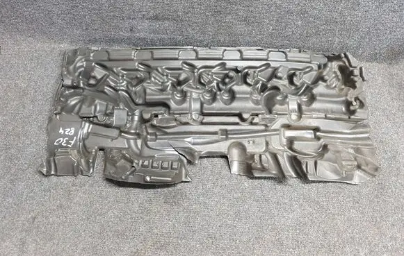 BMW 3 F30 F35 F31 Heat shield in engine bay 8512278