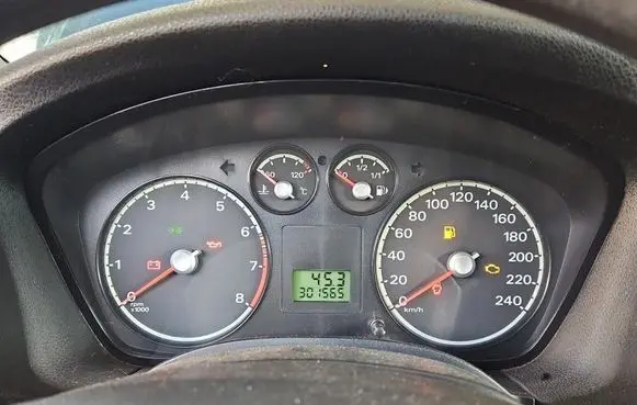 Ford Focus Speedometer (instrument cluster) 3M5F10841A IMPRK1562622