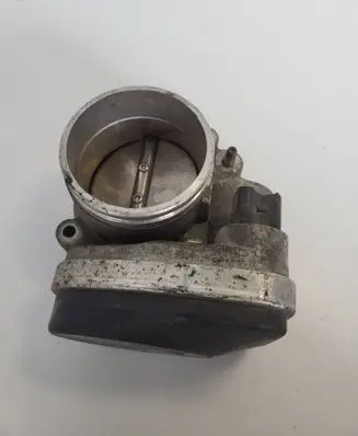BMW 3 E46 Throttle valve 13547502