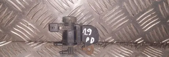 Volkswagen PASSAT B5.5 Turbo solenoid valve 1J0906283A