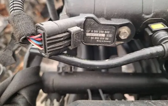 Peugeot 206 Air pressure sensor 0261230043 9639381480