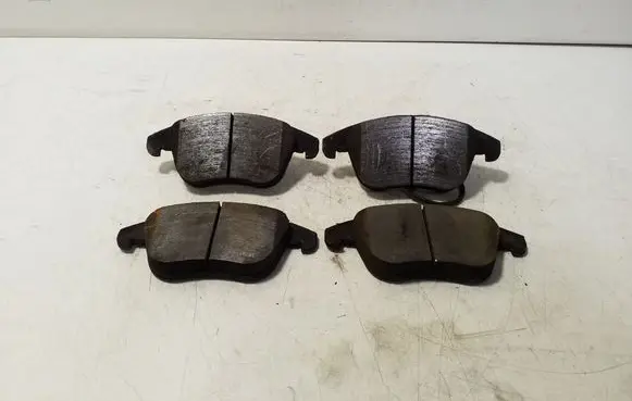 Audi Q3 8U Brake pads (front) 