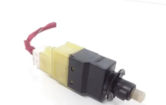 Mercedes-Benz CLS C219 Brake pedal sensor switch A0015454409