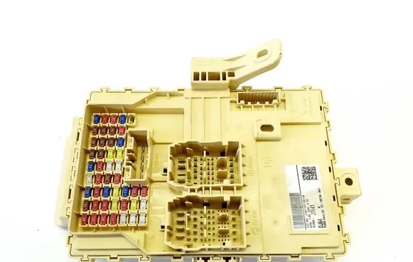 KIA Ceed Fuse module 91950J7641