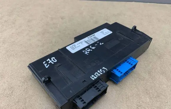 BMW X5 E70 Comfort/convenience module 9146036 60837711 61359146036