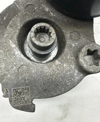 Audi A6 Allroad C7 Generator/alternator belt tensioner 059903133J