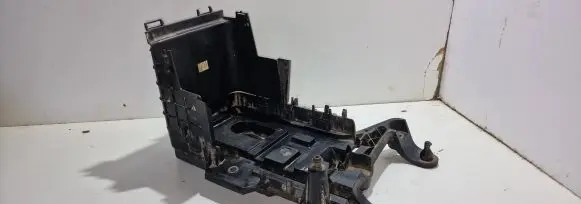 Volkswagen Golf V Battery box tray 1K0915333 50549A6